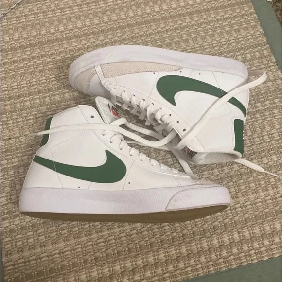 Nike blazers in white and green SOLD - Picture 4 of 4